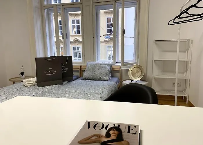 Luxury Serviced 3-bedroom Flat In Vienna's 1st District * Vienna