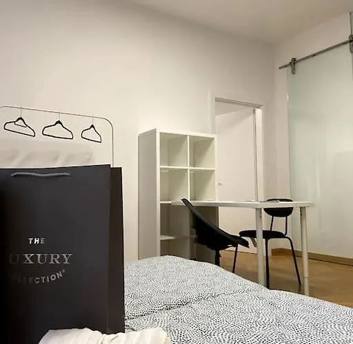 Luxury Serviced 3-bedroom Flat In Vienna's 1st District