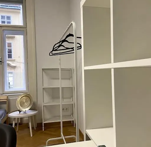 Luxury Serviced 3-bedroom Flat In Vienna's 1st District *