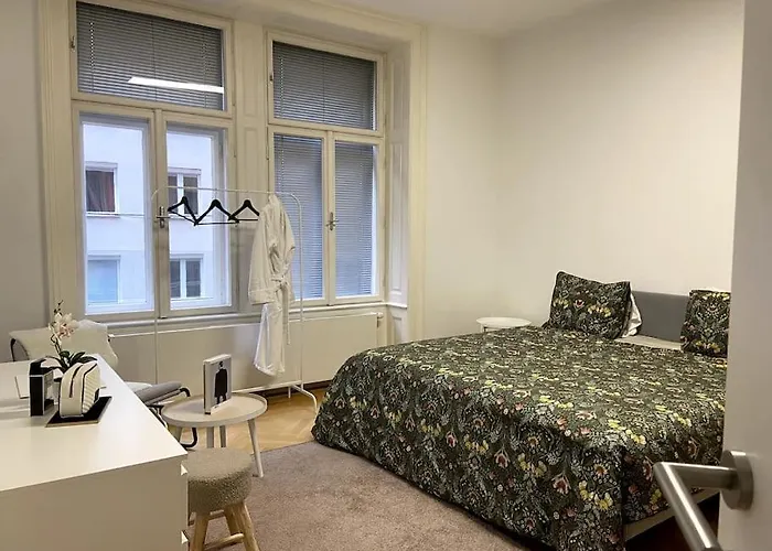 Apartment Luxury Serviced 3-bedroom Flat In Vienna's 1st District *